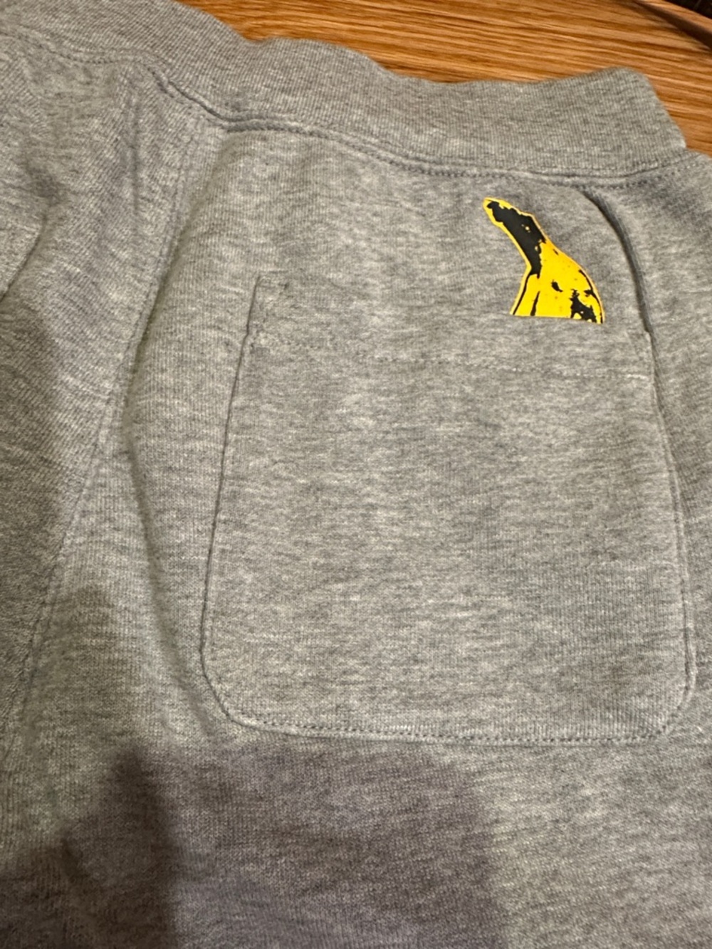 Uniqlo Kaws + Warhol collaboration gray Kids Sweatpants NWT streetwear size 13 - Picture 13 of 14